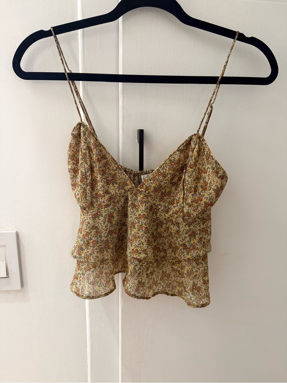 Dress Forum Yellow Floral Tiered Spaghetti-Strap Cami